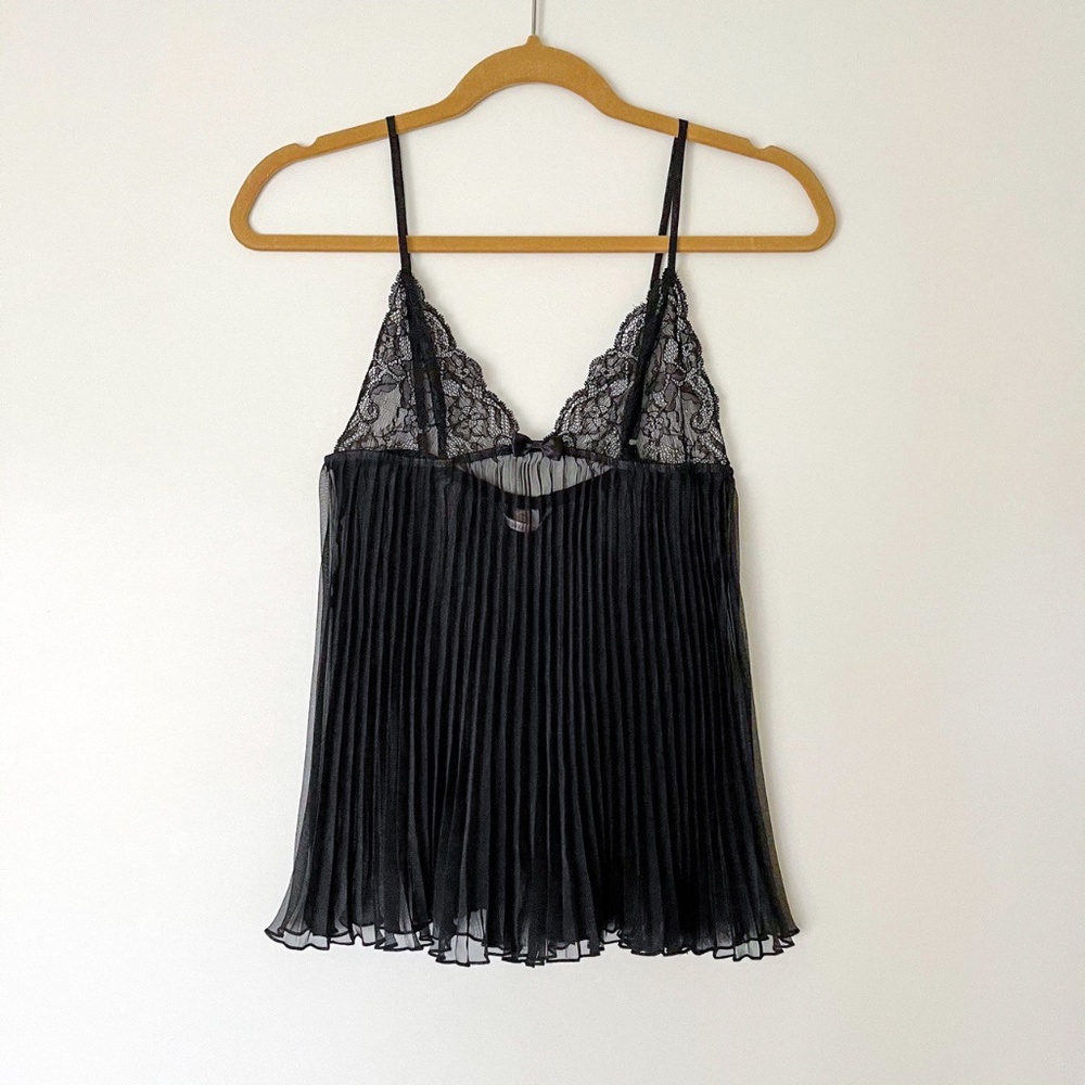 NEW Victoria's Secret Black Lace Pleated Cami S